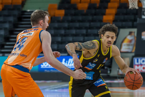 正逐渐成为 正逐渐成为