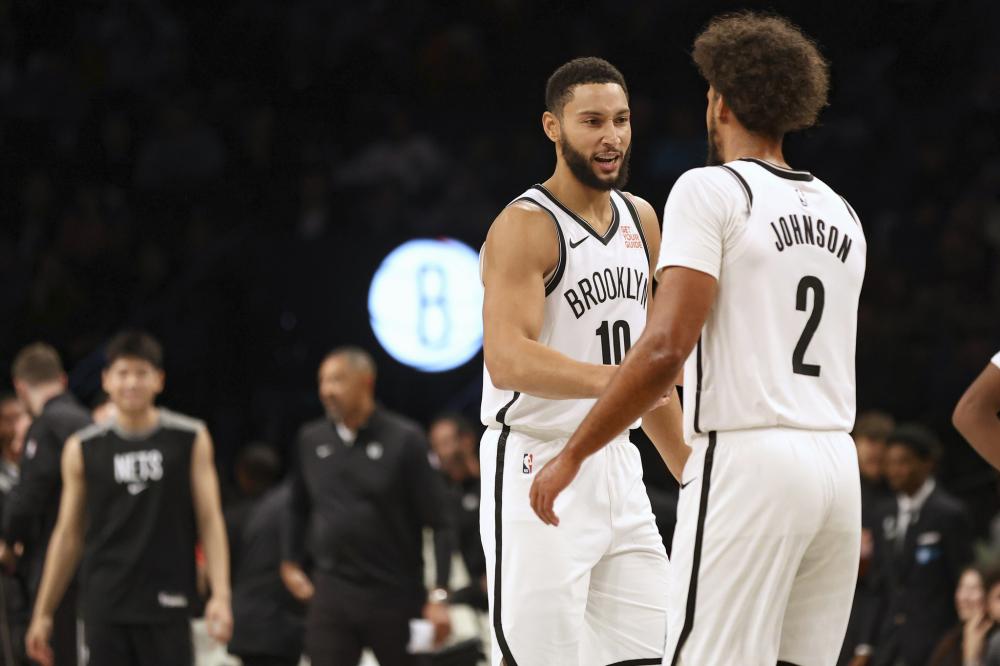 你要么咬牙 你要么咬牙