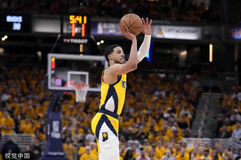 上海队夺得首届CBA俱乐部杯冠军 布莱德索当选MVP2025-02-16.